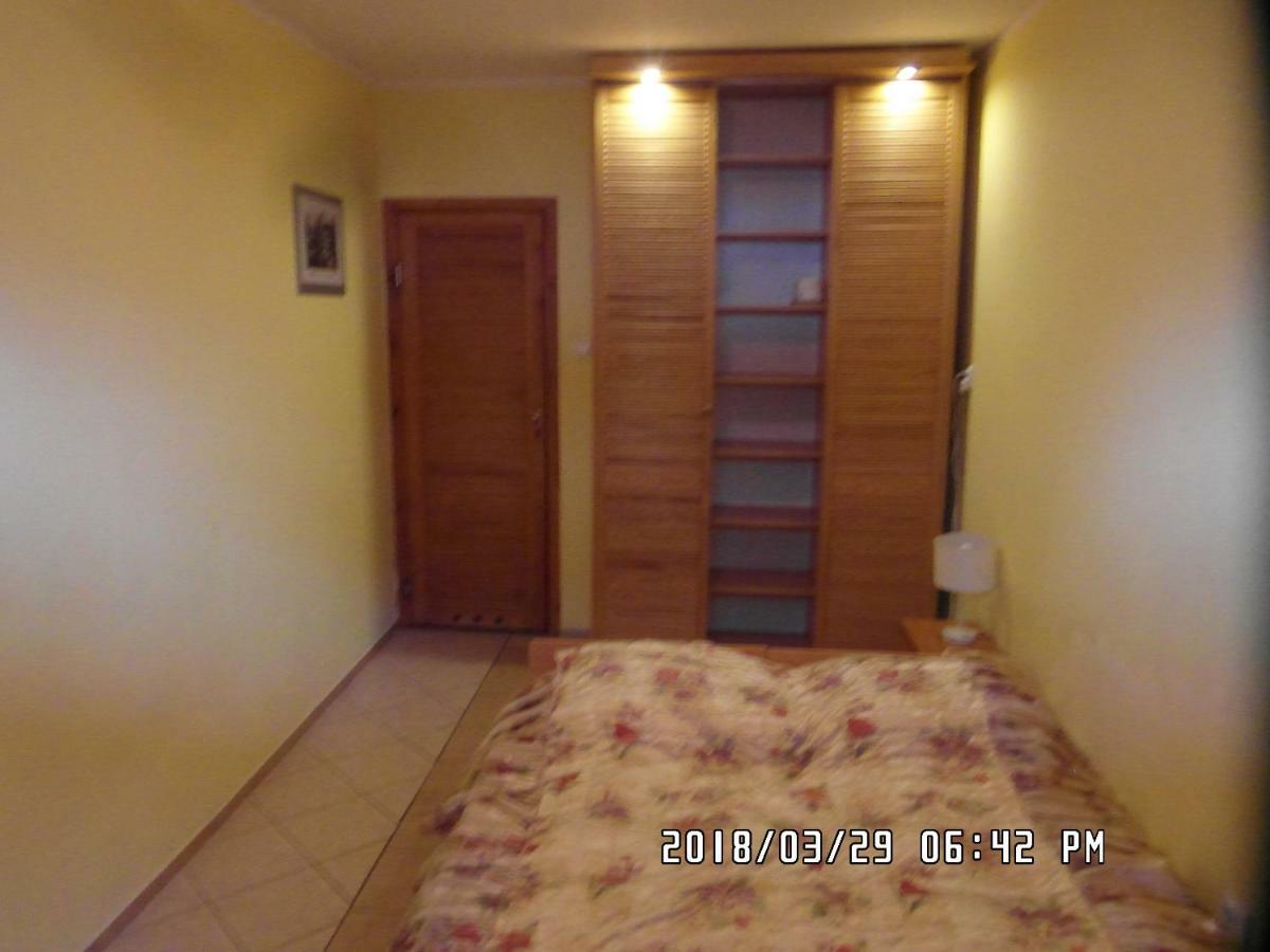 Iwona Hostel - Budget Rooms With Private Bathrooms سوبوت المظهر الخارجي الصورة